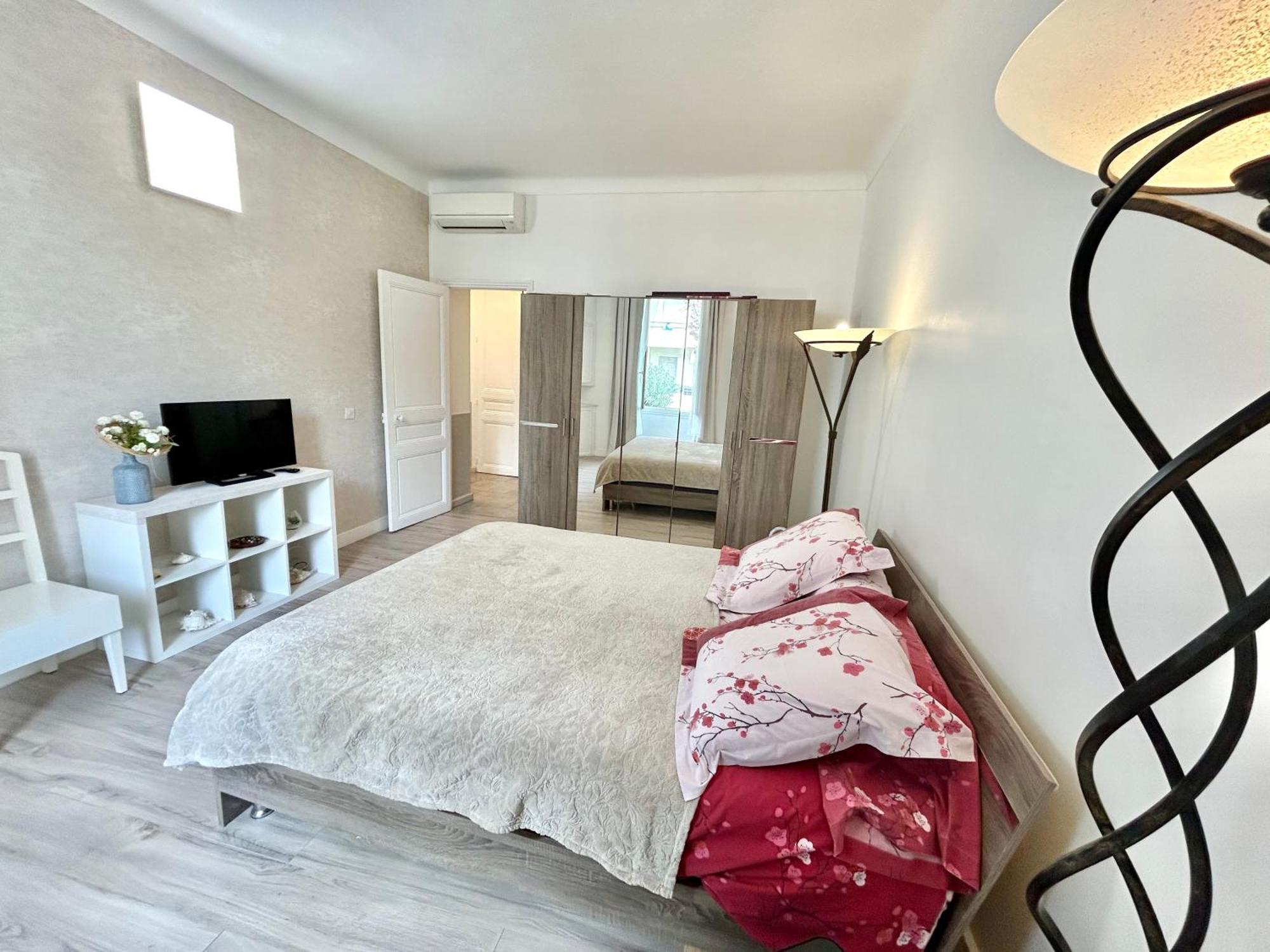 Amiral Courbet Apartment Juan-les-Pins Exterior foto